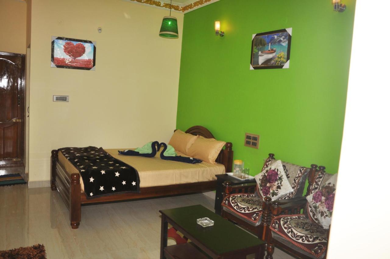 Yelagiri Egv Residency Hotel Екстериор снимка
