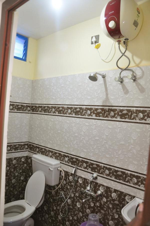Yelagiri Egv Residency Hotel Екстериор снимка